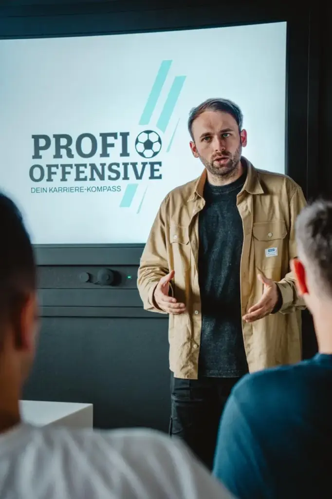Profi-Offensive – persönliche Beratung für Fußballtalente